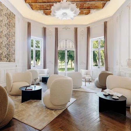 Domaine De Biar 호텔 4*